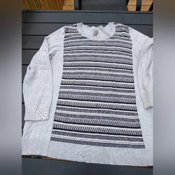 Penningtons Grey Sweater with Black & White Horizontal Stripes, Size 1X,… - Picture 2 of 9